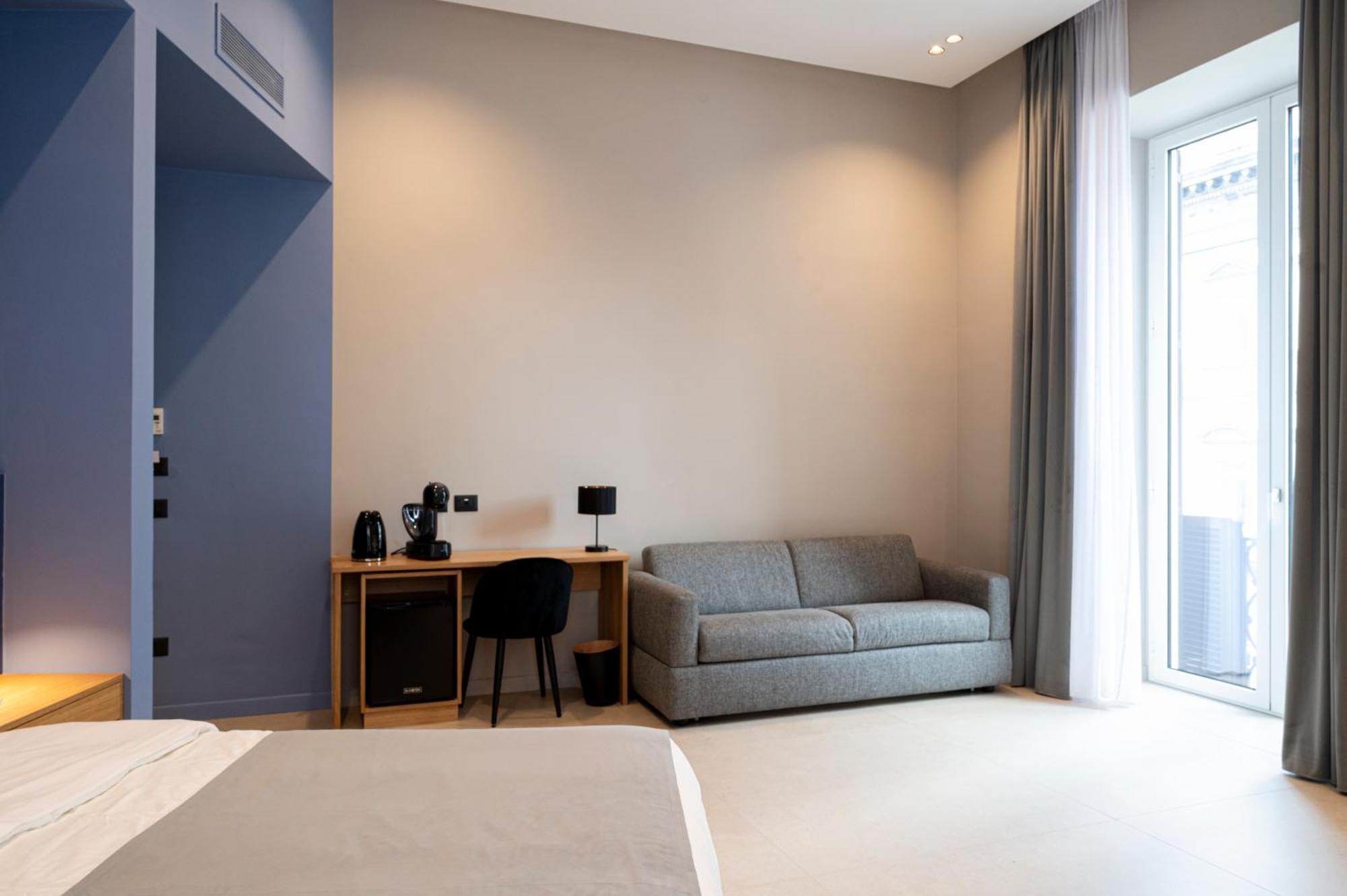 Hotel Dimora Angioina à Naples Extérieur photo